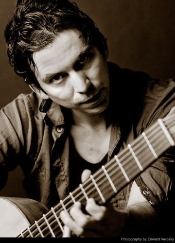 daveed-guitar-8284f44b-1500