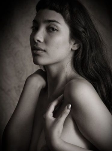 yesenia-portrait-bw-e9836c2f-1500